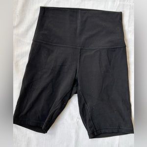 Lululemon Black Bike Shorts Stretch Women’s Size 2